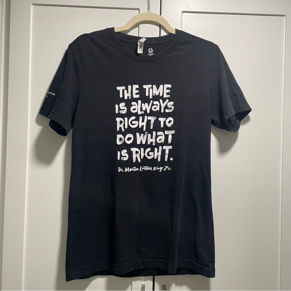 Dr. Martin Luther King Jr. Quote T-Shirt Black/White
